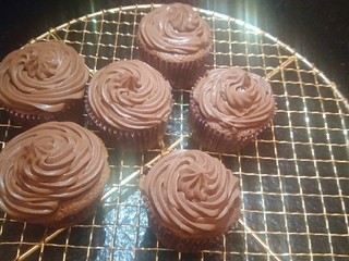 42、最“柔软”纸杯蛋糕☕—爆浆巧克力,拿出来拍照。发朋友圈。