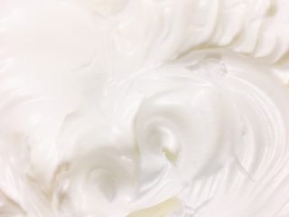 5、网红芝麻海苔小贝,打发像图中的状态即可