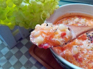 15、西红柿鸡蛋珍珠面,近距离看下咱们的小珍珠，特别可爱，晶莹润滑，口感特别好