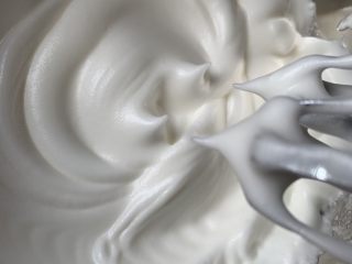 19、古早味蛋糕????,最后呈现明显弯钩就可以啦。