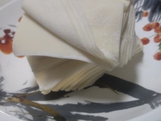 9、馄饨方便好吃,大人小朋友都喜欢。,馄饨皮准备好