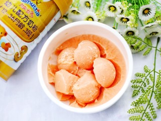 12、做法无敌简单的冰淇淋,成品。