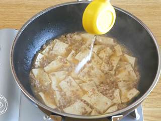 12、12m+肉末烧豆腐（宝宝辅食）,加一点盐~