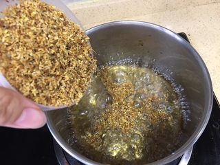 15、桂花芋泥,400克水，5克桂花干，冰糖50克(甜度看个人口味