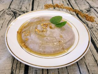 16、桂花芋泥,没进冰箱前的芋泥，可以直接这样拌着给小孩子吃。