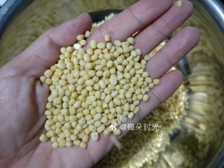 1、绿豆糕,某宝买的脱皮绿豆