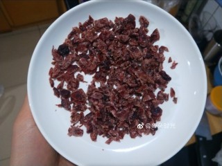 12、绿豆糕,蔓越莓切的碎一些