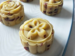 26、绿豆糕,再来个特写。