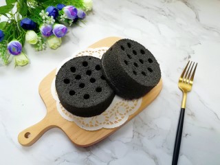 22、蜂窝煤戚风蛋糕,成品。