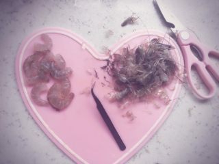 4、胡萝卜鲜虾条 宝宝辅食,基围虾去头去尾，剔除虾线，留虾肉