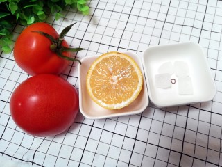 1、柠香番茄酱,准备食材