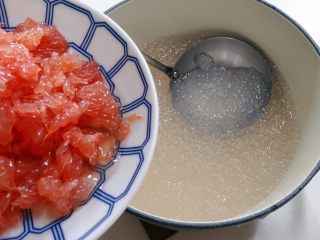 9、【夏季甜品】香港好味–楊枝甘露,8.加入葡萄柚攪拌均勻