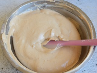 10、可可巧克力蛋糕,翻拌均匀