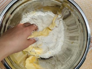 7、零失败老婆饼,下手揉搓。