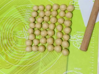 39、零失败老婆饼,全部包好摆放好备用。