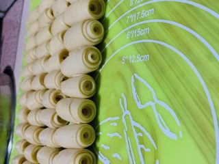 49、零失败老婆饼,再次整齐摆放一起。