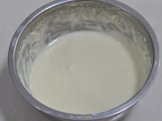 11、舒芙蕾芝士蛋糕,搅打均匀后的样子