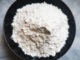 3、豆渣香蕉素饼,面粉