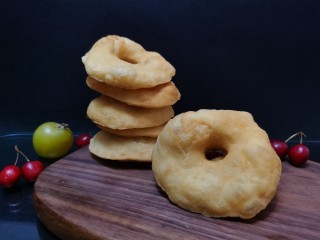 15、炸油饼,喜欢的试试吧！
