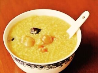 5、特效补血  花生红枣小米粥 ,完工