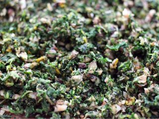 9、荠菜饺子#春意绿#,荠菜剁成碎末