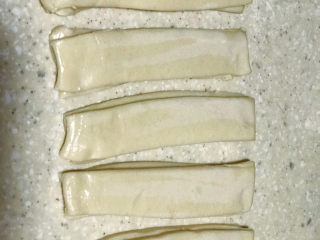 15、浅湘食光&牛奶油条,两条叠加