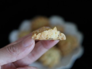 13、植物油香葱曲奇,好吃