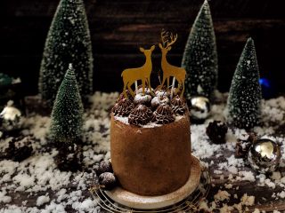 24、圣诞咖啡奶油蛋糕,成品图