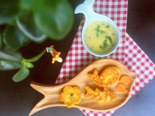 13、宝宝辅食之奶香玉米饼,这道简单美味的宝宝辅食你学会了吗？如果有什么问题欢迎大家留言提问，我会第一时刻给大家回复，如果你喜欢这道美食，那请关注我吧，以后还有更多美食分享哦