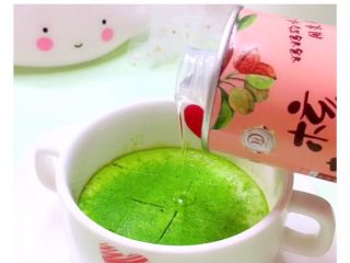 9、8+补铁双色蛋羹,加核桃油补钙补脑，帮助宝宝吸收辅食中的营养