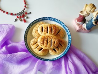 32、紫薯馅老婆饼, 趁热咬一口酥的掉渣。