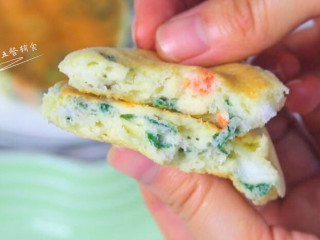 9、蔬菜软松饼,满满的蔬菜,吃着也是入口即化轻盈的感觉,像是踩在云朵上。