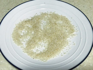 6、炸麻团,准备白芝麻