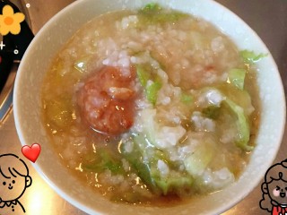 14、生菜肉丸粥,美味香滑可口。 肉丸多汁美味。哈哈