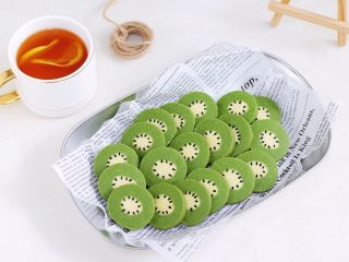 15、猕猴桃造型饼干,成品图。