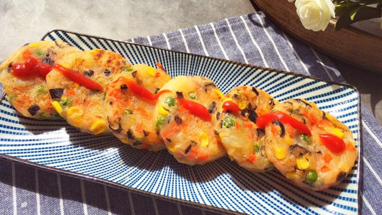 宝宝辅食12M什锦土豆饼