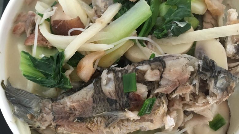 野生鲫鱼面健康美颜餐