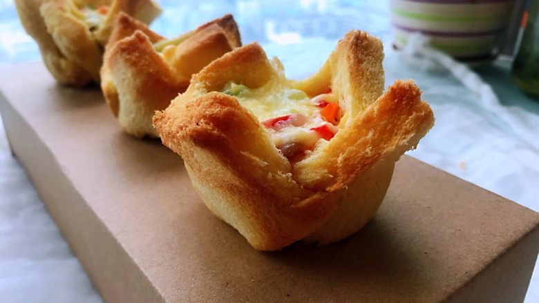 披萨吐司盏补钙、补充胶原蛋白