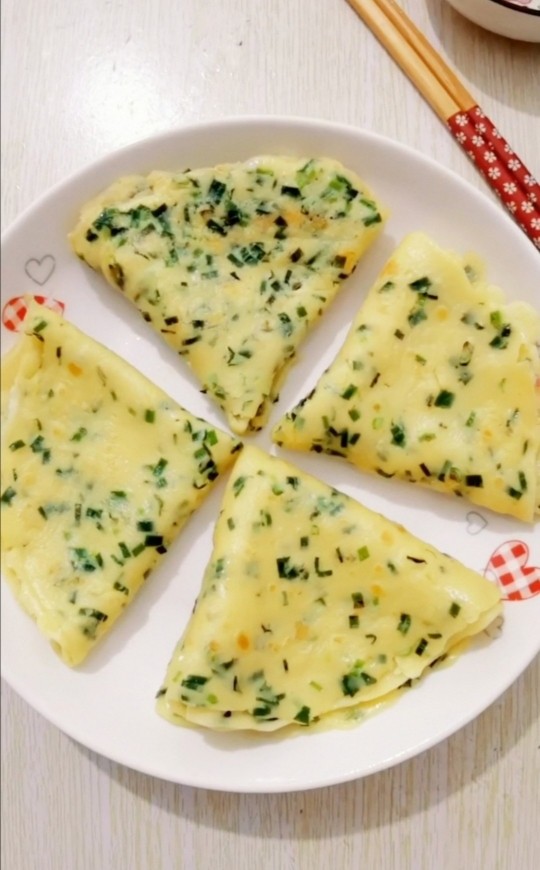 鸡蛋韭菜饼