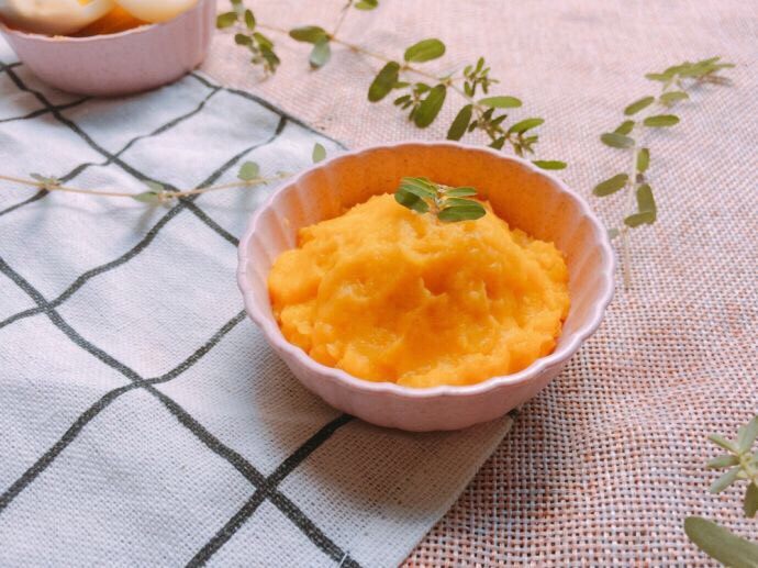 南瓜蛋黄泥6个月