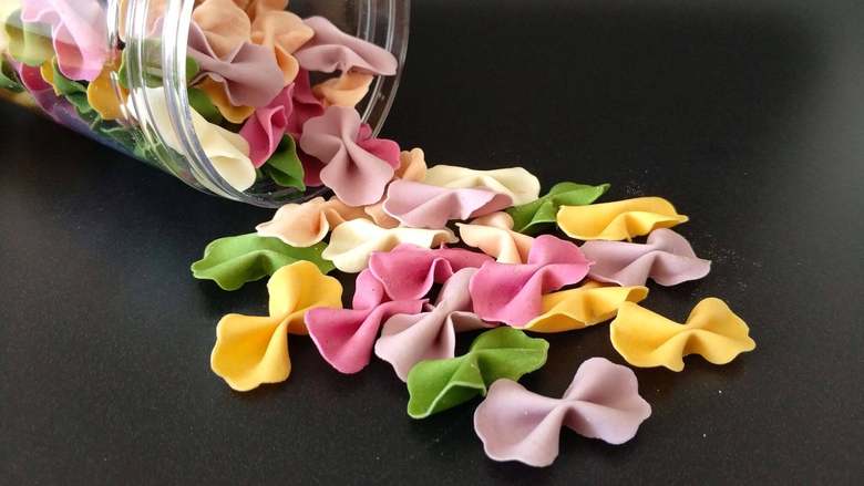 五彩缤纷果蔬蝴蝶面卡通面