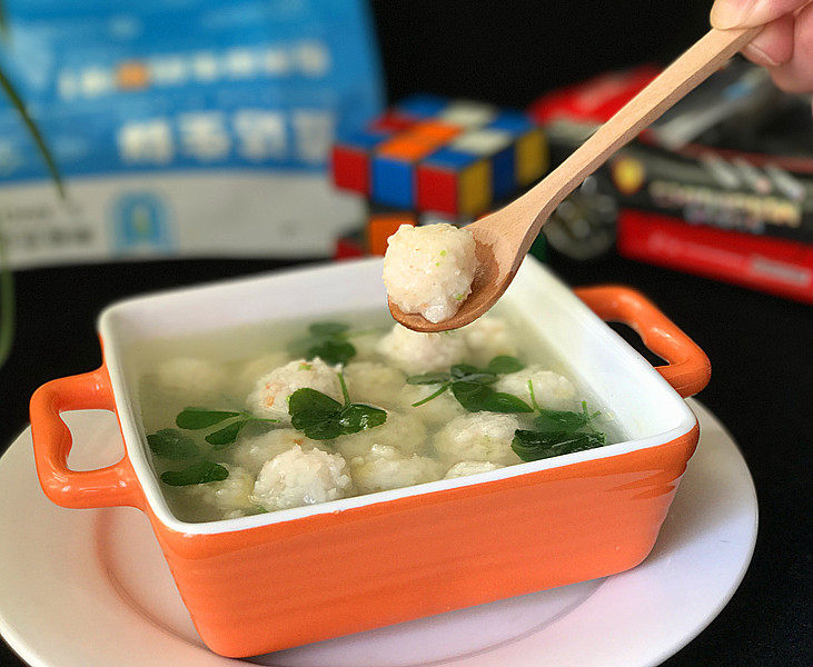 磷虾丸子苜蓿汤宝宝辅食