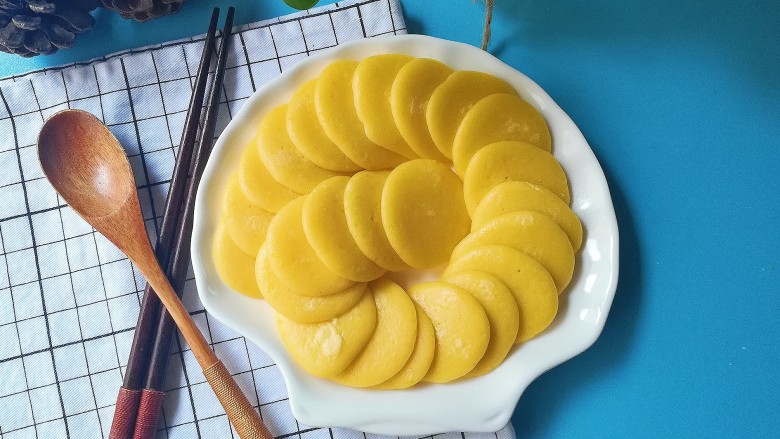 宝宝辅食健脾养胃小米饼