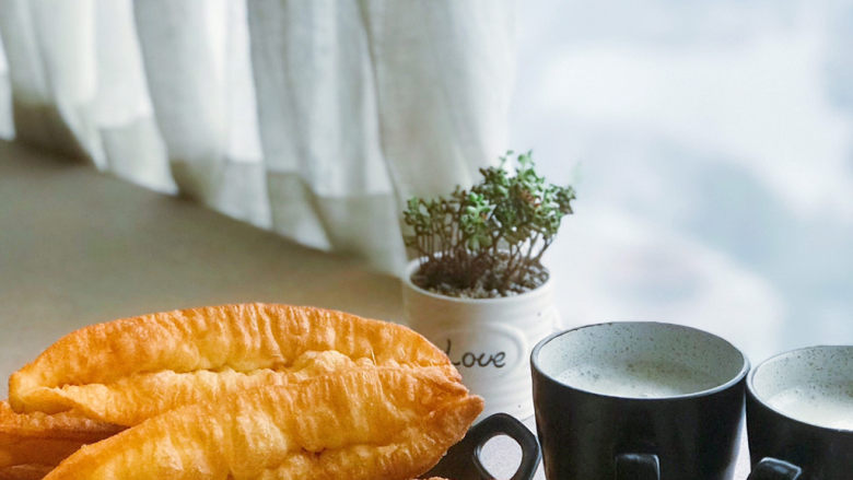 浅湘食光牛奶油条