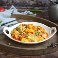 番茄鹅蛋炒豌豆卷心菜