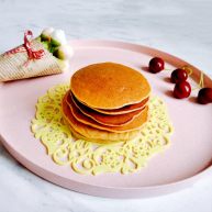 宝宝辅食无油香蕉牛奶鸡蛋松饼