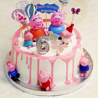 小猪佩奇主题生日蛋糕