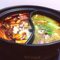 一锅俩用清汤鲫鱼辣汤重庆火锅