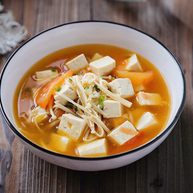 金针菇豆腐汤