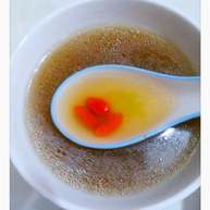 红枣枸杞鲫鱼汤